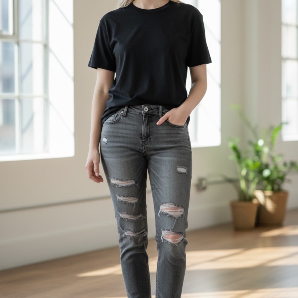 American‎ Eagle Outfitters Gray Ripped Skinny Jeans
